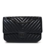 Chanel 2.55 Reissue 225 Chevron So Black